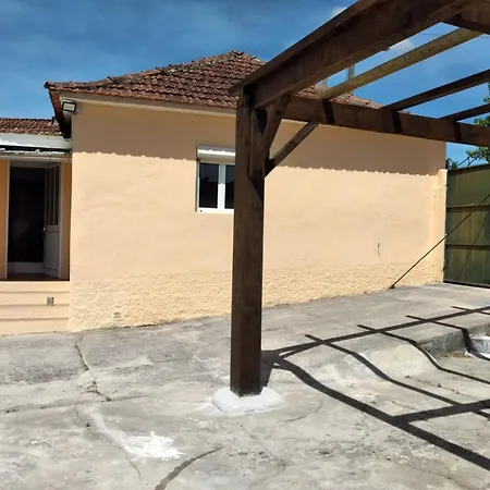 Casa Júlia Nyaraló Fonte Errada